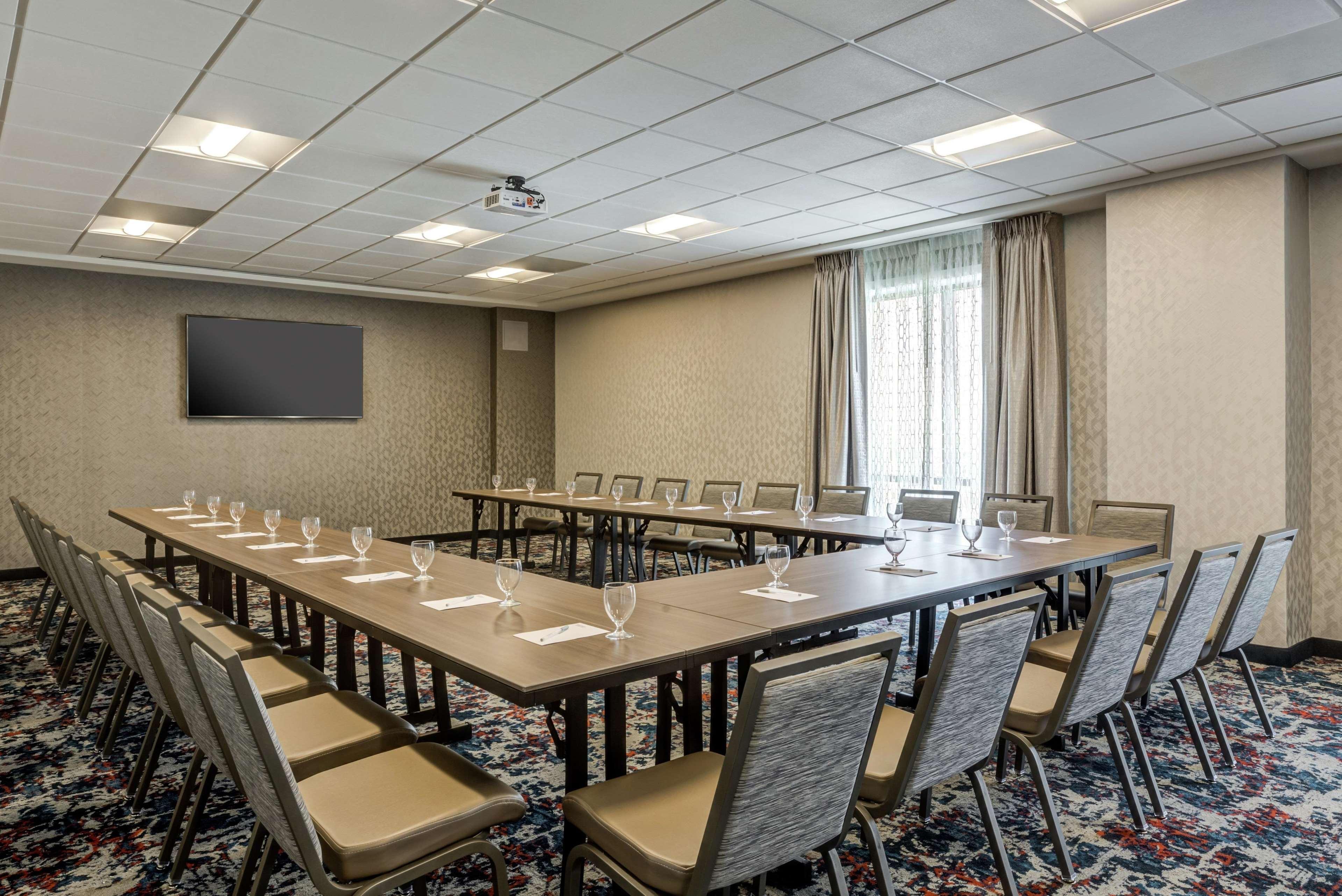 Hotel Hilton Garden Boston 3*